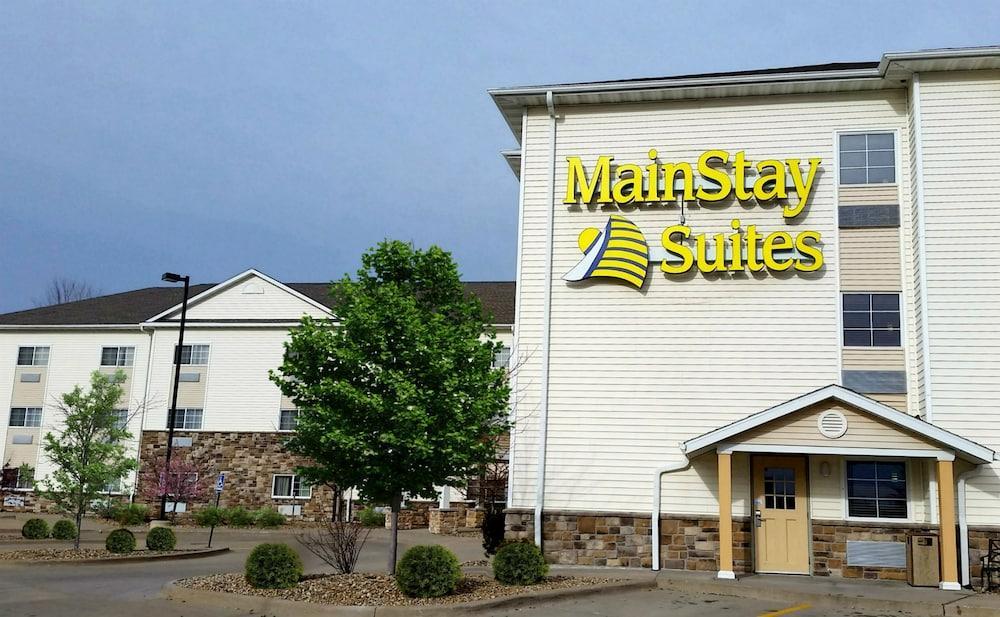 MainStay Suites Coralville Extérieur photo