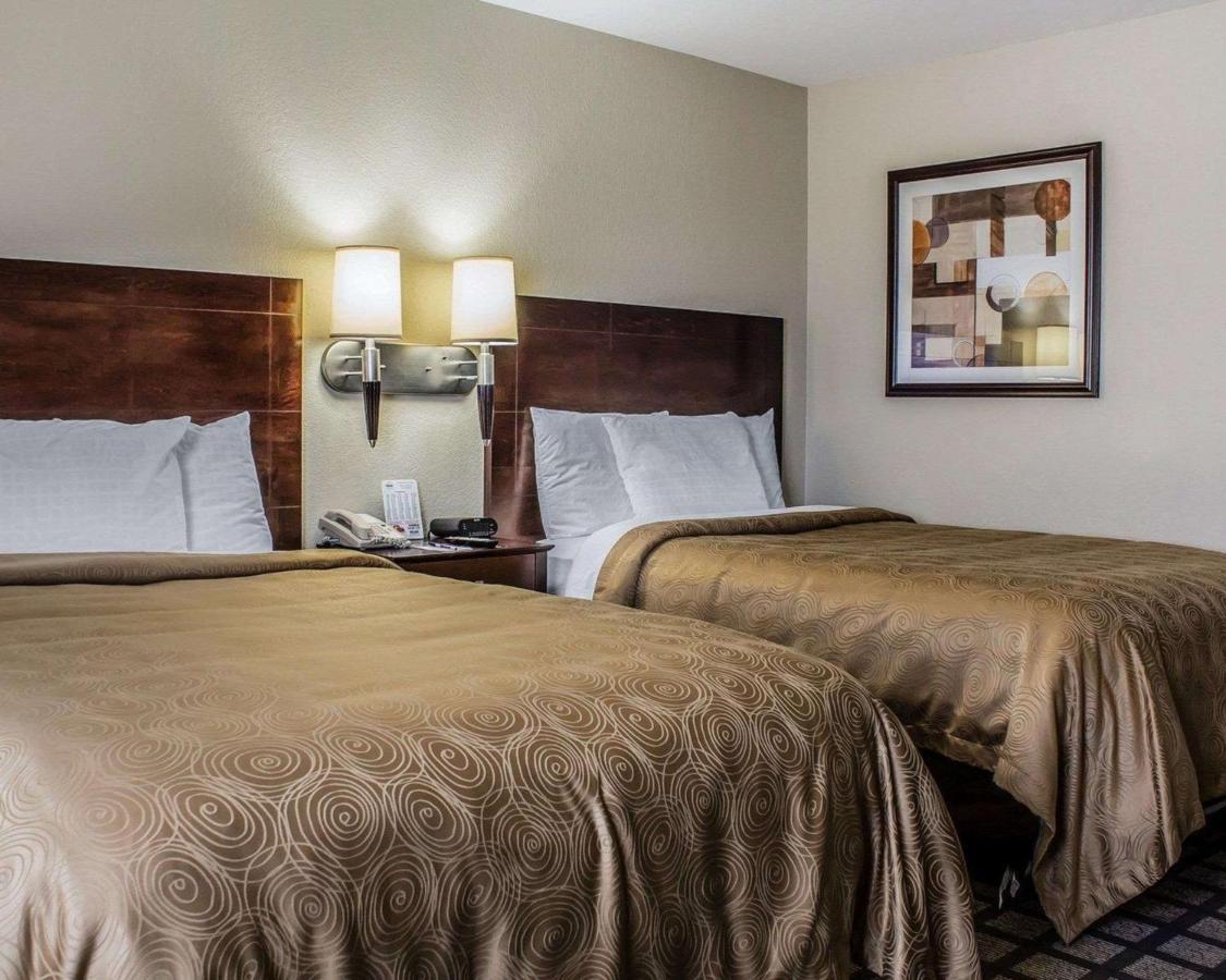MainStay Suites Coralville Extérieur photo