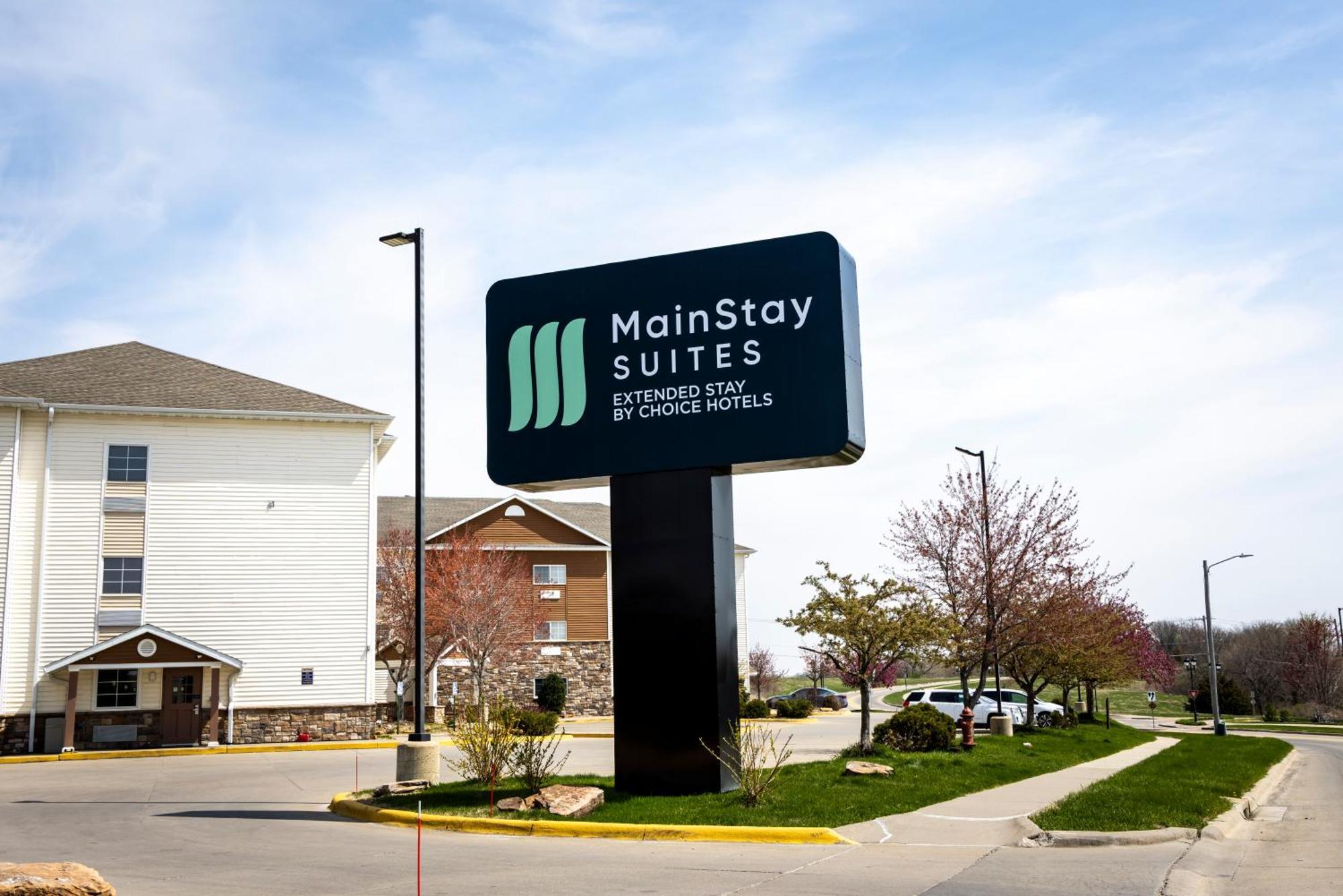 MainStay Suites Coralville Extérieur photo